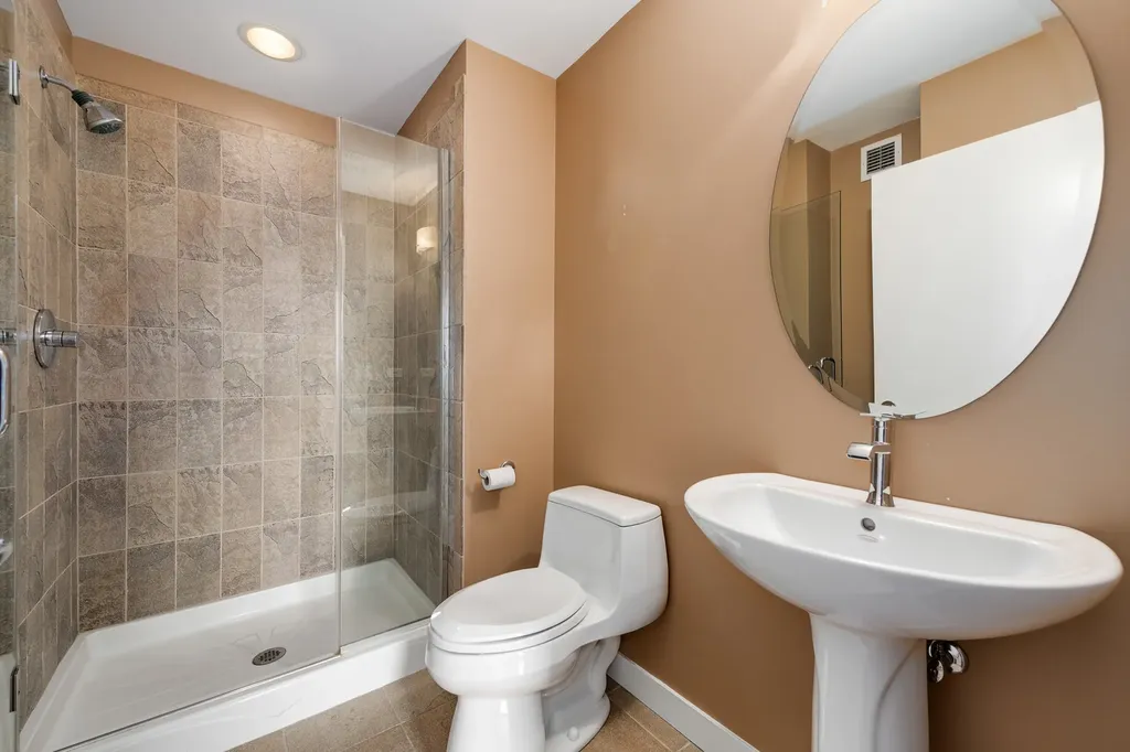 737 West Washington Boulevard Chicago IL 60661