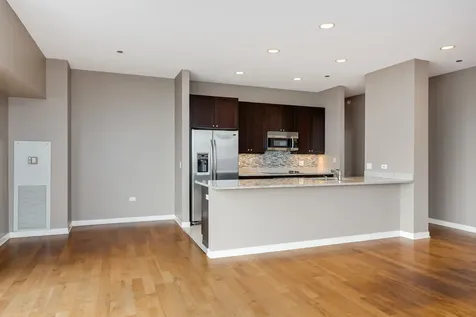 737 West Washington Boulevard Chicago IL 60661