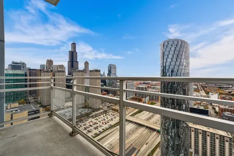 737 West Washington Boulevard Chicago IL 60661