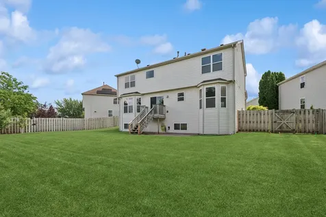 152 North Waterford Drive Round Lake IL 60073