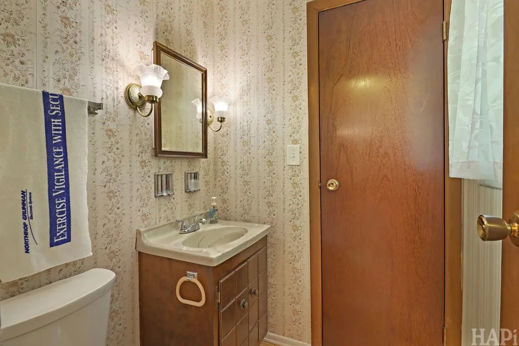 808 West Weathersfield Way Schaumburg IL 60193