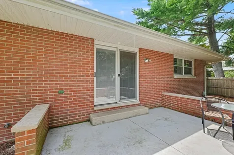 806 Adams Court Monticello IL 61856