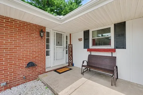 806 Adams Court Monticello IL 61856