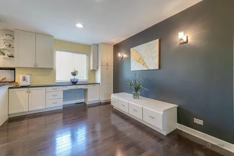 360 Southwind Court Lake Villa IL 60046