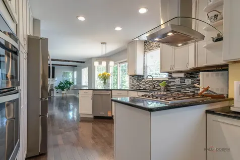 360 Southwind Court Lake Villa IL 60046