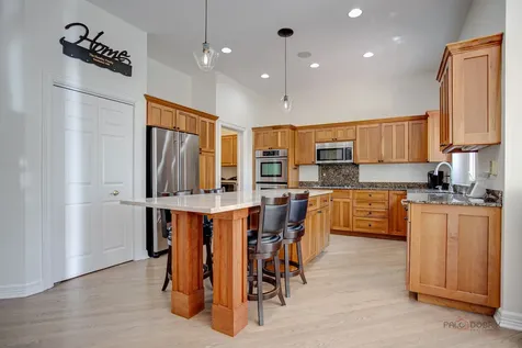 28831 North Spyglass Circle Ivanhoe IL 60060