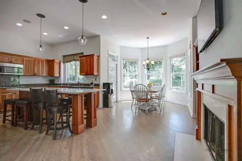 28831 North Spyglass Circle Ivanhoe IL 60060