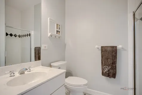 28831 North Spyglass Circle Ivanhoe IL 60060