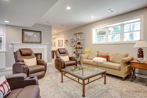 28831 North Spyglass Circle Ivanhoe IL 60060