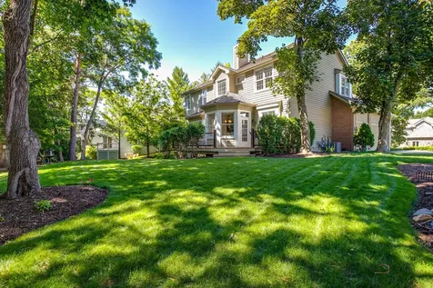 28831 North Spyglass Circle Ivanhoe IL 60060