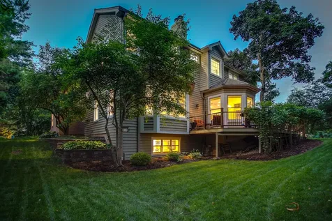 28831 North Spyglass Circle Ivanhoe IL 60060
