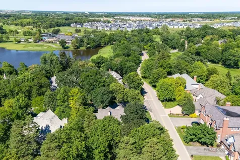 28831 North Spyglass Circle Ivanhoe IL 60060