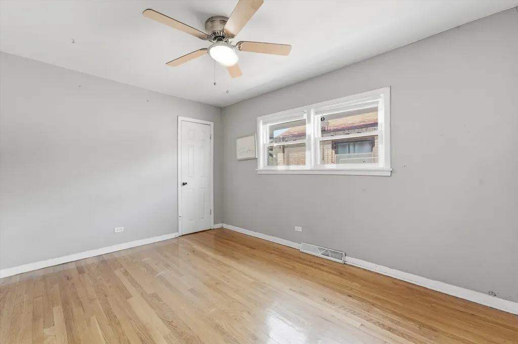 6359 South Kilbourn Avenue Chicago IL 60629