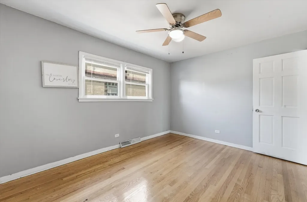 6359 South Kilbourn Avenue Chicago IL 60629