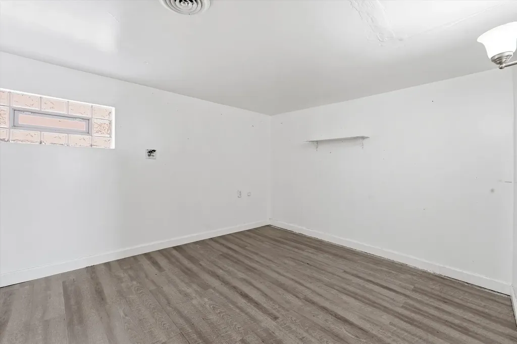 6359 South Kilbourn Avenue Chicago IL 60629