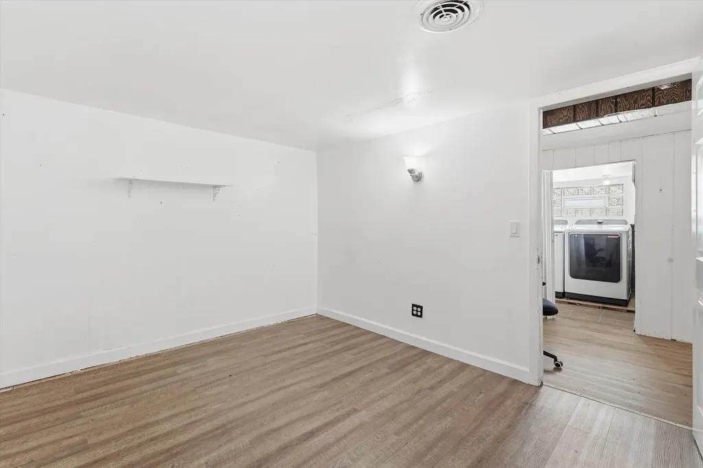 6359 South Kilbourn Avenue Chicago IL 60629