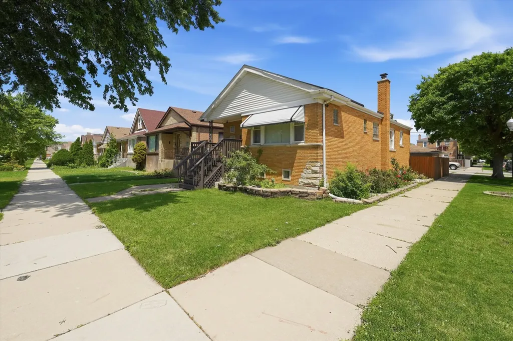 6359 South Kilbourn Avenue Chicago IL 60629