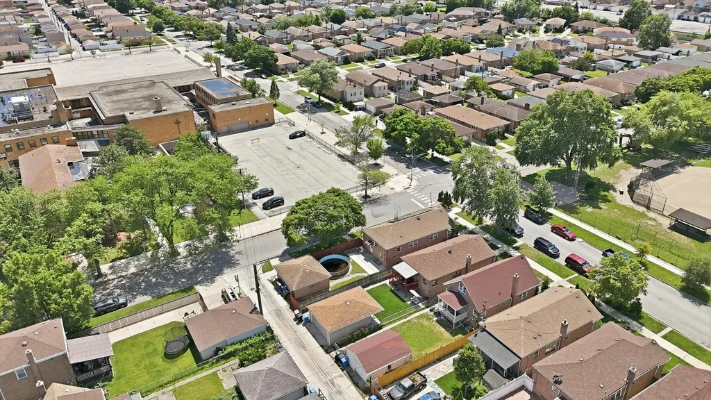 6359 South Kilbourn Avenue Chicago IL 60629