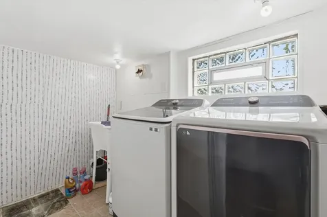 6359 South Kilbourn Avenue Chicago IL 60629