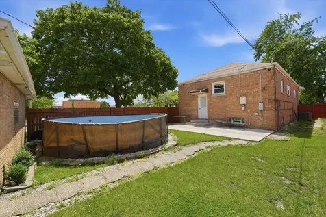 6359 South Kilbourn Avenue Chicago IL 60629