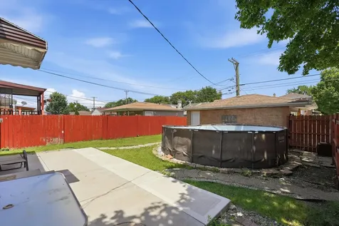 6359 South Kilbourn Avenue Chicago IL 60629
