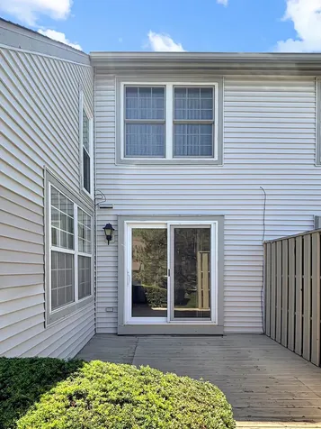 905 Abingdon Court Gurnee IL 60031