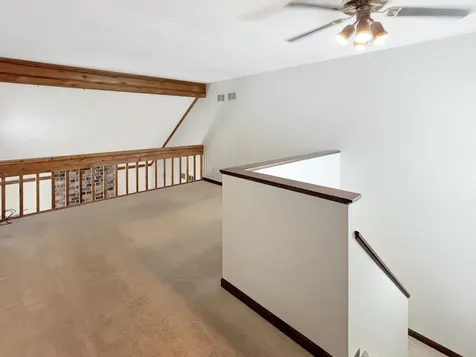 905 Abingdon Court Gurnee IL 60031