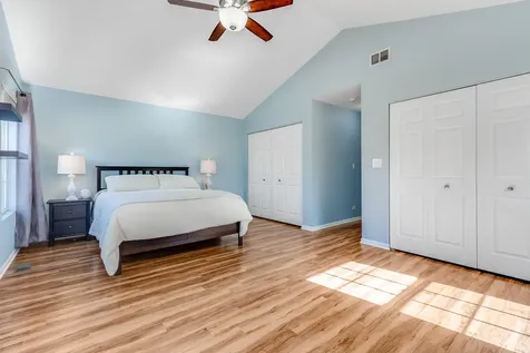 2743 Mcclennan Court Naperville IL 60563