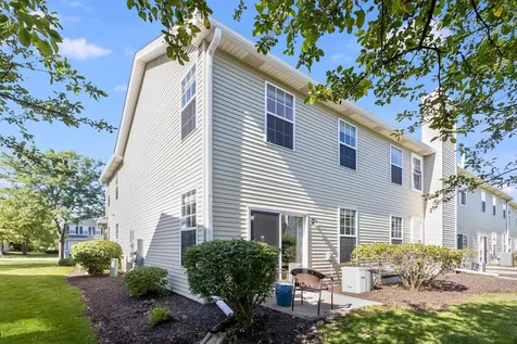 2743 Mcclennan Court Naperville IL 60563