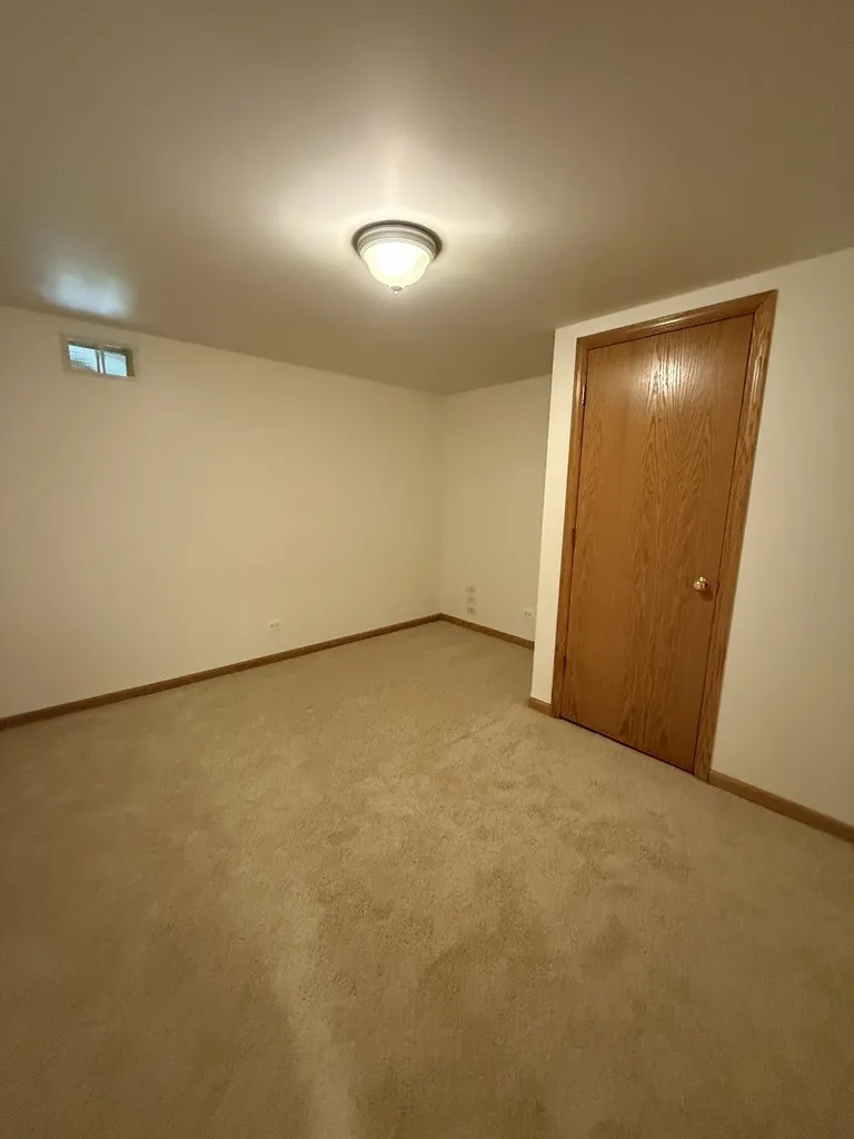 1449 Whitespire Court Naperville IL 60565