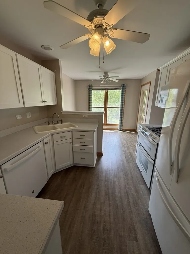 1449 Whitespire Court Naperville IL 60565