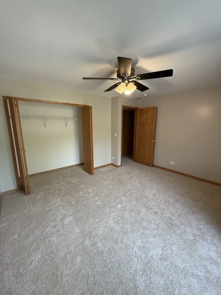 1449 Whitespire Court Naperville IL 60565