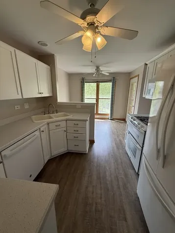 1449 Whitespire Court Naperville IL 60565