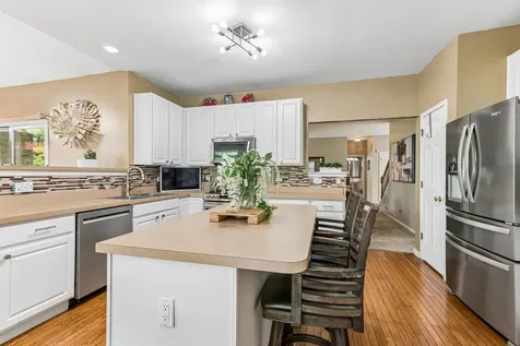 4608 Joyce Lane Mchenry IL 60050