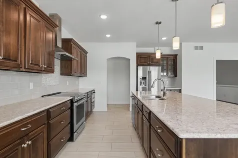609 Carrera Drive Savoy IL 61874