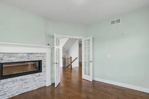 609 Carrera Drive Savoy IL 61874