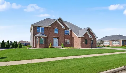 609 Carrera Drive Savoy IL 61874