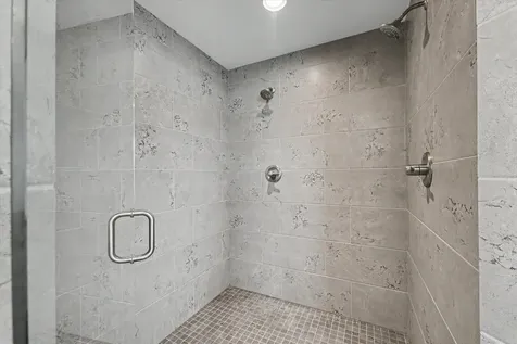 609 Carrera Drive Savoy IL 61874