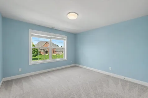 609 Carrera Drive Savoy IL 61874