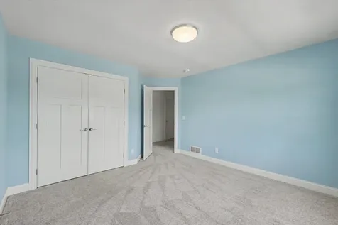 609 Carrera Drive Savoy IL 61874