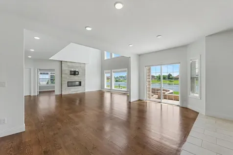 609 Carrera Drive Savoy IL 61874
