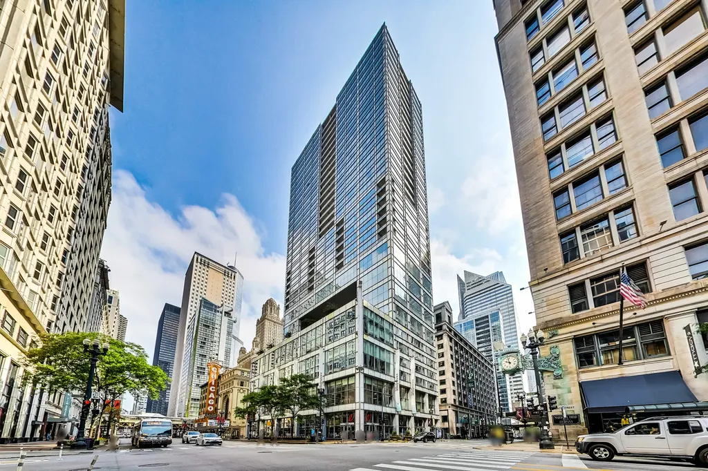 8 East Randolph Street Chicago IL 60601