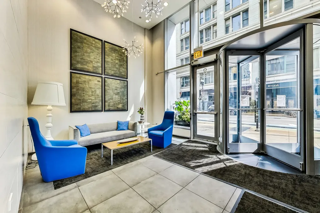 8 East Randolph Street Chicago IL 60601