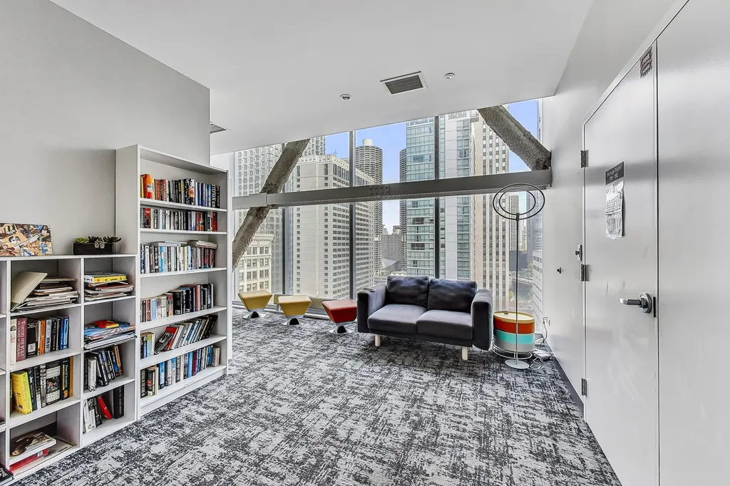 8 East Randolph Street Chicago IL 60601