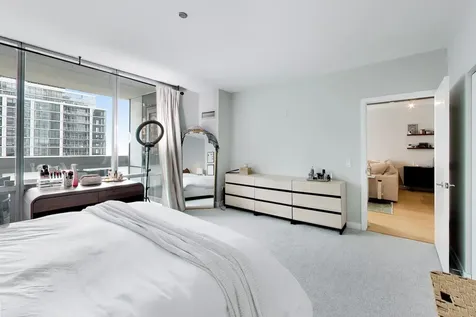 8 East Randolph Street Chicago IL 60601