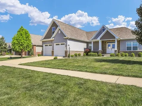 1606 Kassen Avenue Mahomet IL 61853