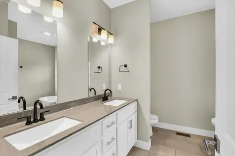 1606 Kassen Avenue Mahomet IL 61853