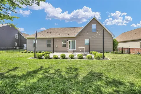 1606 Kassen Avenue Mahomet IL 61853
