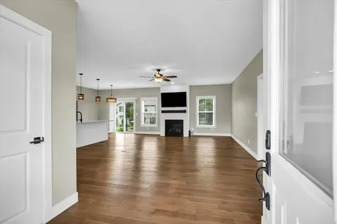 1606 Kassen Avenue Mahomet IL 61853
