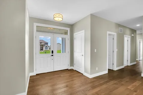 1606 Kassen Avenue Mahomet IL 61853